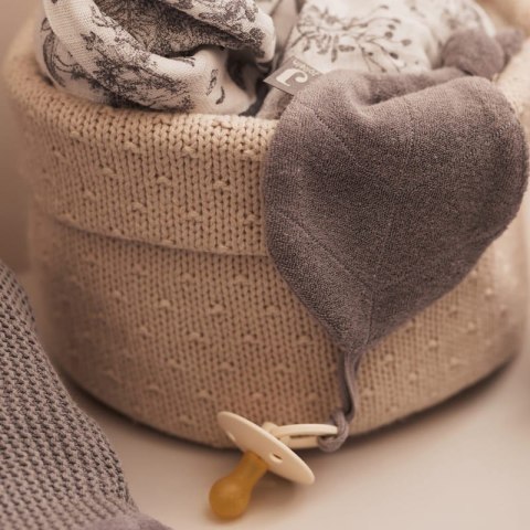 Jollein przytulanka dou dou z zawieszką na smoczek Listek LEAF Storm Grey Jollein przytulanka dou dou z zawieszką na smoczek Listek LEAF Storm Grey