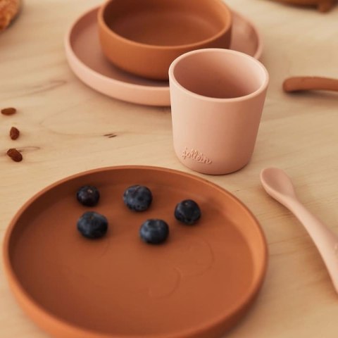 Jollein silikonowa zastawa do nauki samodzielnego jedzenia 4 szt Caramel Jollein silikonowa zastawa do nauki samodzielnego jedzenia 4 szt Caramel