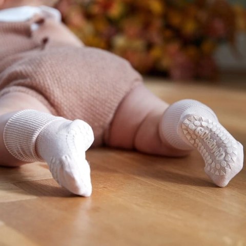 GoBabyGo antypoślizgowe skarpetki do nauki chodzenia BAMBOO Soft Pink 6 m+ GoBabyGo antypoślizgowe skarpetki do nauki chodzenia BAMBOO Soft Pink 6 m+