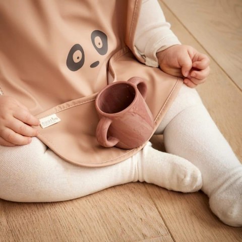 Nuuroo śliniak z kieszonką wodoodporny dla niemowlaka PANDA Sand Nuuroo śliniak z kieszonką wodoodporny dla niemowlaka PANDA Sand