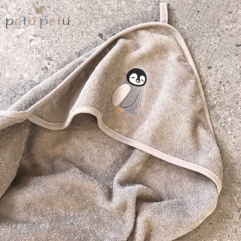 Petu Petu ręcznik okrycie kąpielowe z kapturem 70x70 Penguin Petu Petu ręcznik okrycie kąpielowe z kapturem 70x70 Penguin