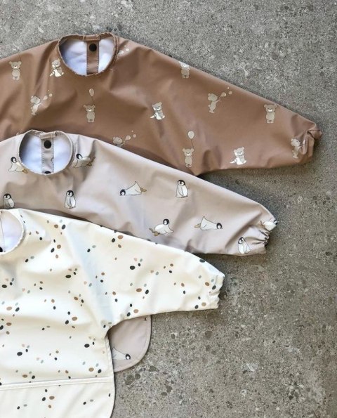 Petu Petu śliniak fartuszek z rękawami i kieszonką wodoodporny Mija Teddy Petu Petu śliniak fartuszek z rękawami i kieszonką wodoodporny Mija Teddy