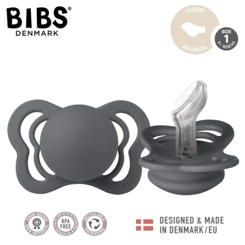 BIBS COUTURE IRON S Smoczek ortodontyczny silikonowy BIBS COUTURE IRON S Smoczek ortodontyczny silikonowy