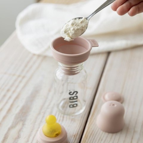 BIBS Butelka Szklana dla Noworodków 110 ml CLOUD BIBS Butelka Szklana dla Noworodków 110 ml CLOUD
