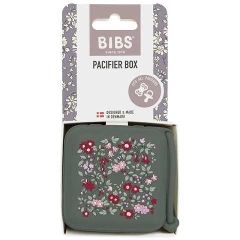 BIBS LIBERTY PACIFIER BOX CHAMOMILE LAWN PINE 2 w 1 etui do smoczków oraz pojemnik do sterylizacji smoczków BIBS LIBERTY PACIFIER BOX CHAMOMILE LAWN PINE 2 w 1 etui do smoczków oraz pojemnik do sterylizacji smoczków