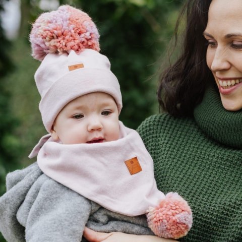 Hi Little One czapka z chustą komplet ALPACA BOHO Blush S Pom Pom Hi Little One czapka z chustą komplet ALPACA BOHO Blush S Pom Pom