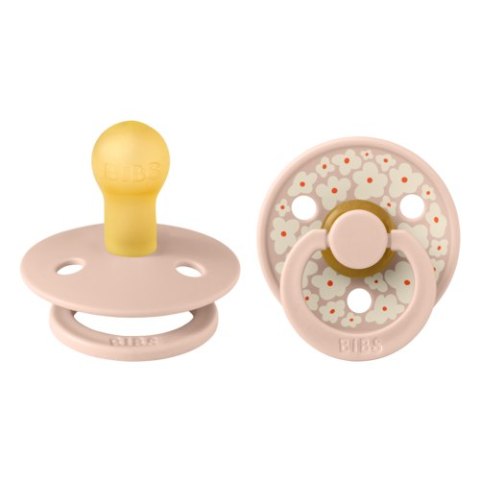 BIBS STUDIO COLOUR 2-PACK JASMINE BLUSH S Smoczek uspokajający kauczuk Hevea BIBS STUDIO COLOUR 2-PACK JASMINE BLUSH S Smoczek uspokajający kauczuk Hevea