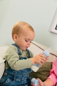 BIBS BUTELKA PLASTIC PP ze smoczkiem antykolkowym z kauczuku naturalnego, pojemność 150 ml, BABY BLUE BIBS BUTELKA PLASTIC PP ze smoczkiem antykolkowym z kauczuku naturalnego, pojemność 150 ml, BABY BLUE