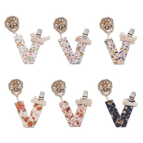 Hi Little One zawieszka do smoczka BOHO FLOPI Navy Pom Pom Hi Little One zawieszka do smoczka BOHO FLOPI Navy Pom Pom
