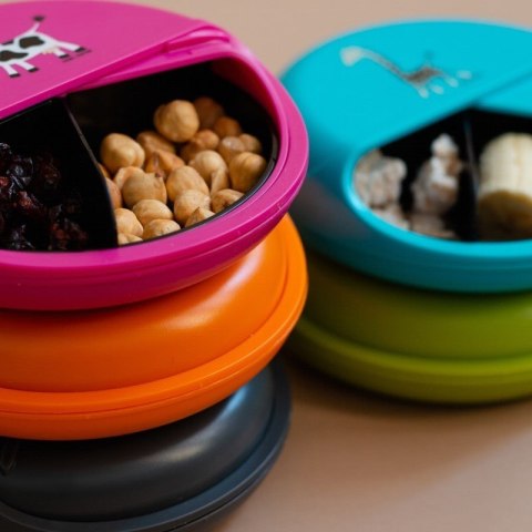 Carl Oscar Small SnackDISC™ 5 komorowy obrotowy pojemnik na przekąski Lime - Monkey Carl Oscar Small SnackDISC™ 5 komorowy obrotowy pojemnik na przekąski Lime - Monkey
