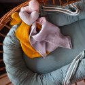 Hi Little One pieluszka, przytulanka doudou z zawieszką na smoczek BIO muślin HEART Salmon Hi Little One pieluszka, przytulanka doudou z zawieszką na smoczek BIO muślin HEART Salmon