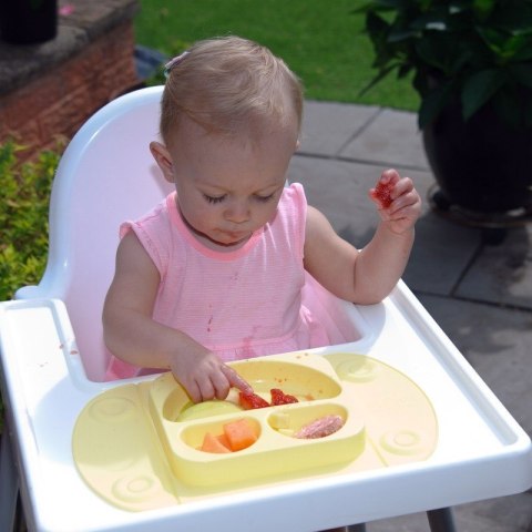 EasyTots silikonowy talerzyk trójdzielny z matą i lunchbox EasyMat Mini 2in1 BUTTER EasyTots silikonowy talerzyk trójdzielny z matą i lunchbox EasyMat Mini 2in1 BUTTER