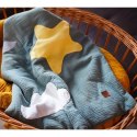 Hi Little One kołderka mata do zabawy z oddychającej organicznej BIO bawełny DAY & NIGHT Baby Blue Hi Little One kołderka mata do zabawy z oddychającej organicznej BIO bawełny DAY & NIGHT Baby Blue