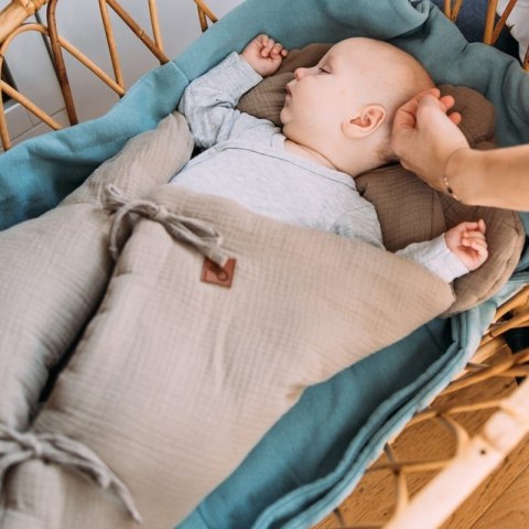 Hi Little One kołderka rożek z podusią z oddychającej organicznej BIO bawełny Lavender Hi Little One kołderka rożek z podusią z oddychającej organicznej BIO bawełny Lavender