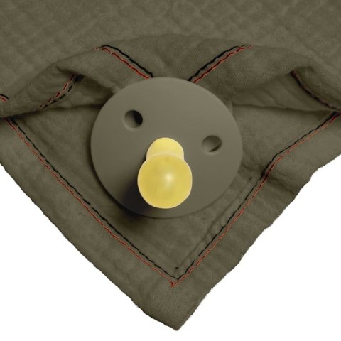 Hi Little One śliniak bandana z zawieszką na smoczek BIO bawełna Green Hunter Hi Little One śliniak bandana z zawieszką na smoczek BIO bawełna Green Hunter